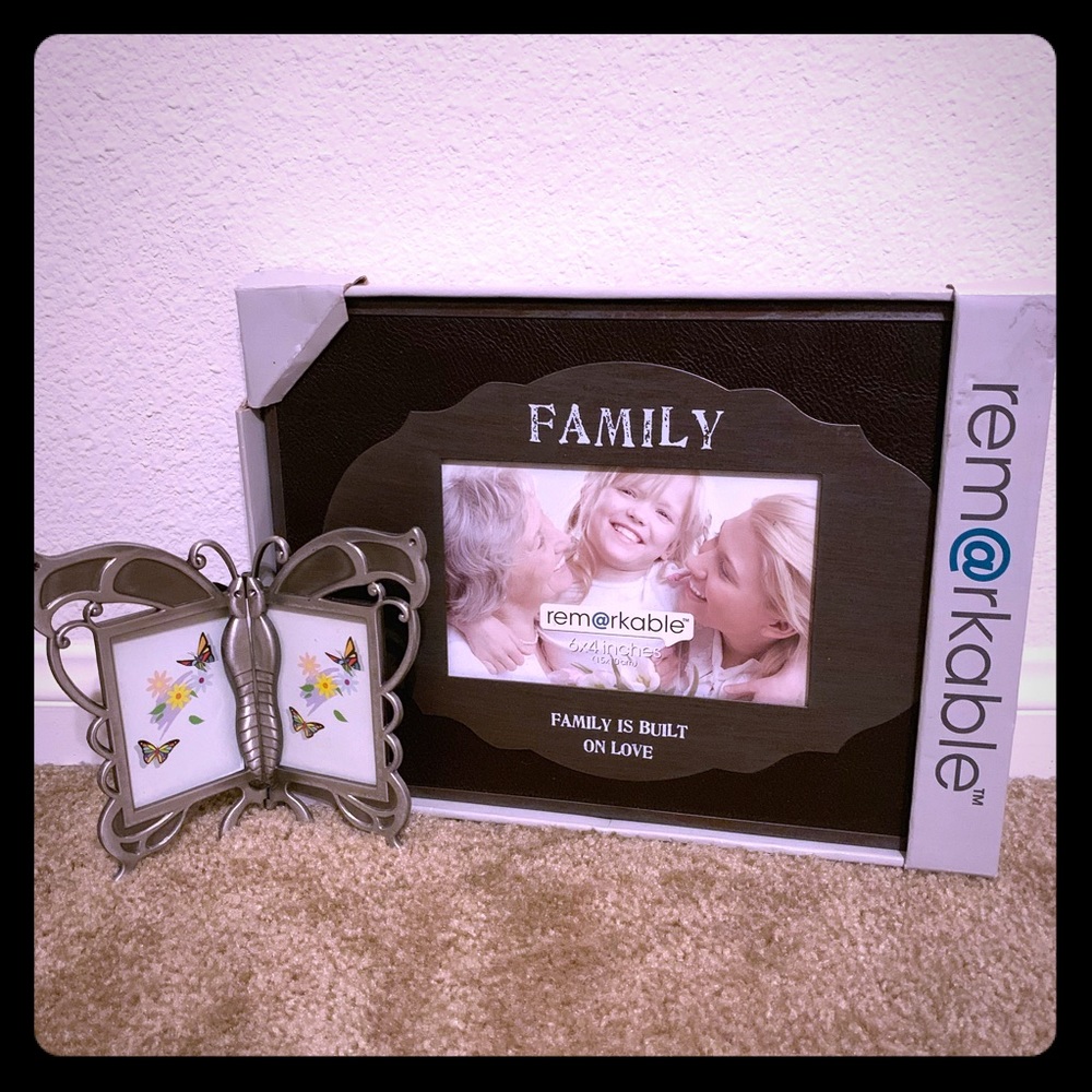 Bundle of 2 Picture Frames